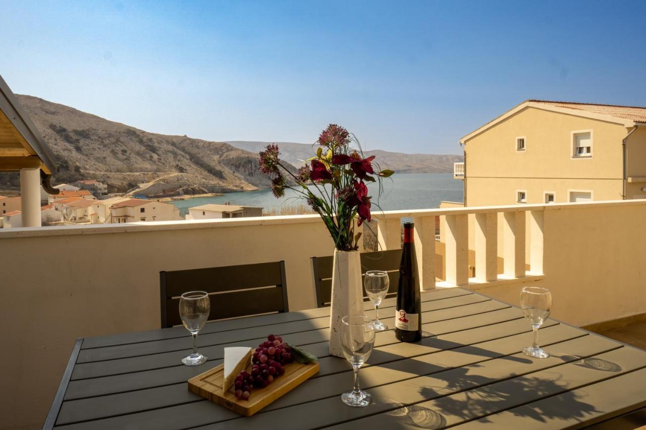 Modern Oceanview Apartment Метайна Екстериор снимка