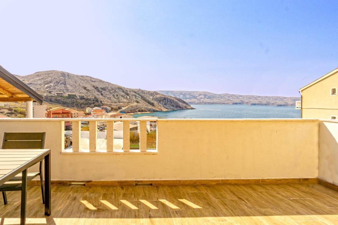 Modern Oceanview Apartment Метайна Екстериор снимка